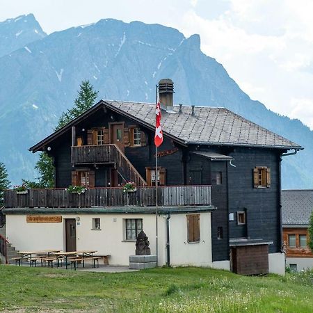 Gruppenhaus Im Walliser Alpstyle Rosswald Luaran gambar